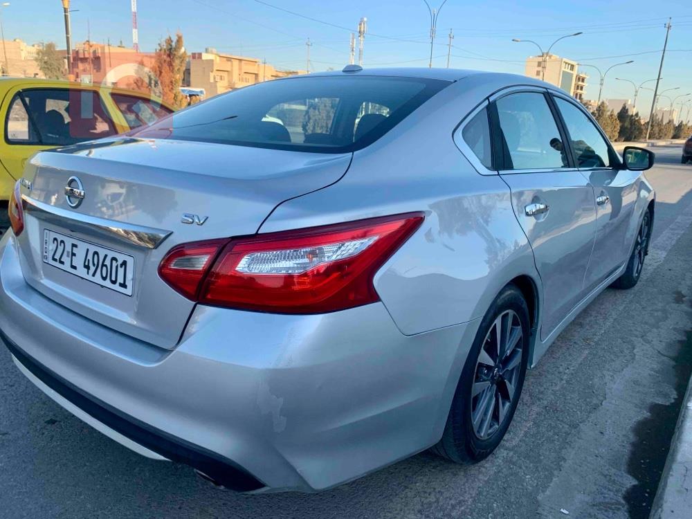 Nissan Altima
